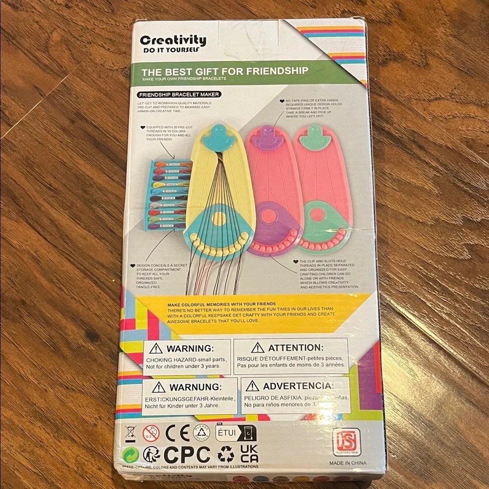 New in Box Colorful Bracelet Maker Kit